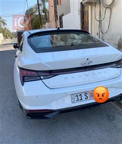 هیوندای ئەلەنترا